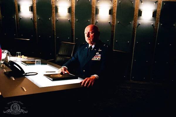 Don S. Davis - Hviezdna brána - Disclosure - Z filmu