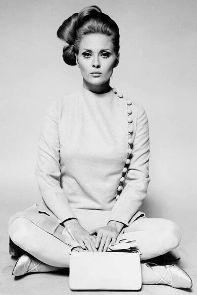 Faye Dunaway pictured on February 1, 1960 | Source: Getty Images