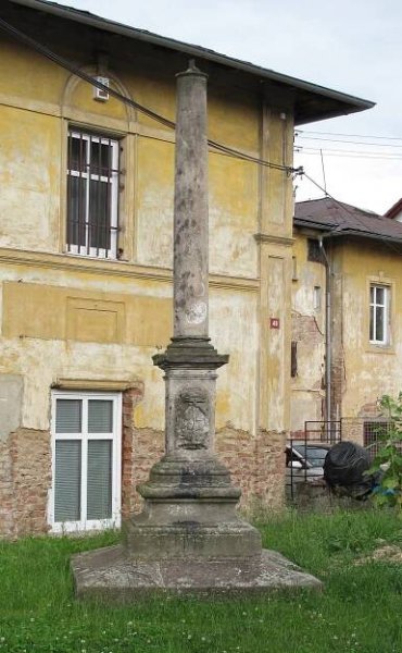 Sloup, Litochovice nad Labem