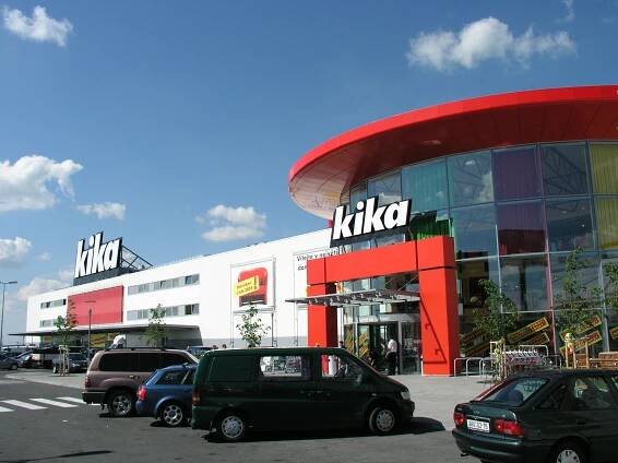 Vlastník řetězce KIKA kvůli účetnímu skandálu bojuje o přežití - Drevmag.com