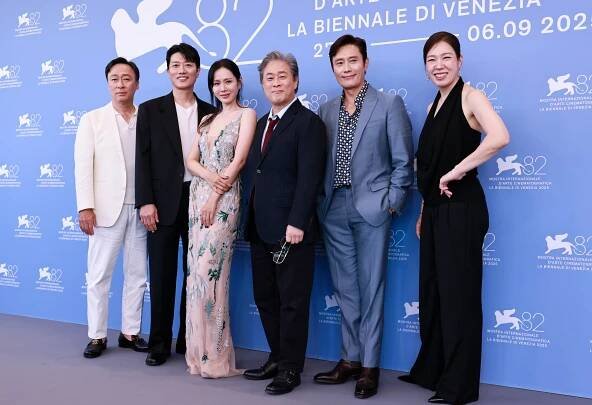 Lee Sung-min, Park Hee-soon, Son Ye-jin, director Park Chan-wook, Lee Byung-hun and Yeom Hye-ra attend the 'Eojjeol Suga Eopda' (No Other Choice) photocall during the 82nd Venice International Film Festival on August 29, 2025 in Venice, Italy.