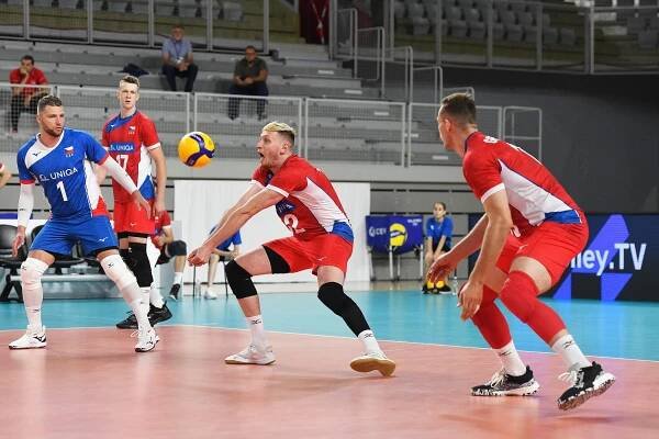 Volejbal, Evropská zlatá liga, čeští hráči v zápase proti Ukrajině, Final Four