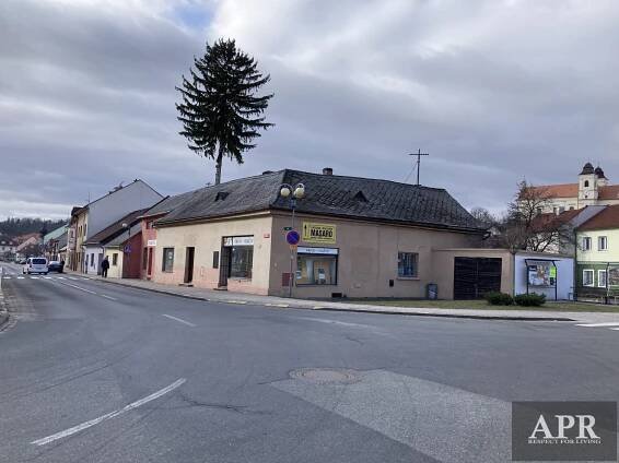 Nebytové prostory a komerční nemovitosti, před rekonstrukcí Uherské Hradiště • Sreality.cz