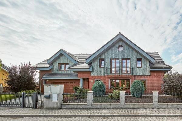 Prodej rodinného domu 6+1, 430m2, dvougaráž, bazén, Jesenice Osnice, P/Z pozemek 1397m2, obrázek č. 3