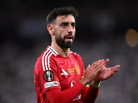 Bruno Fernandes offered swift exit after transfer bombshell and Man Utd's brutal stance