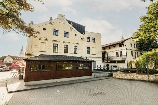 Fotogalerie | Hotel, pivovar, restaurace - Jelínkova vila, Velké Meziříčí