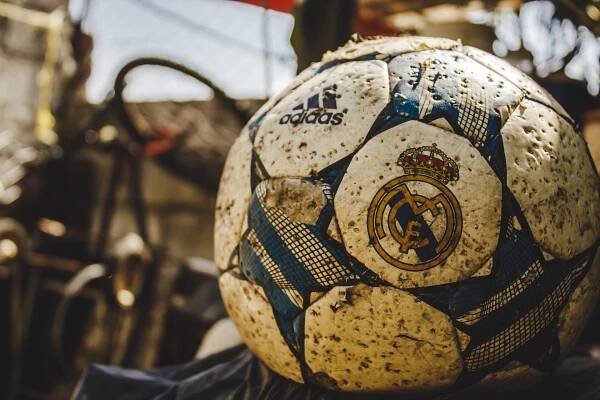 Už to začíná! Real Madrid přivádí první posilu za 1,5 miliardy