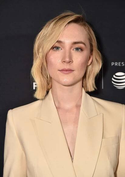 Saoirse Ronan asymmetrical lob