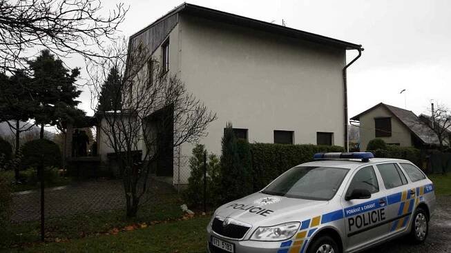 Soud uvalil vazbu na střelce z Raškovic. Masakr připomíná tragédii z Petřvaldu