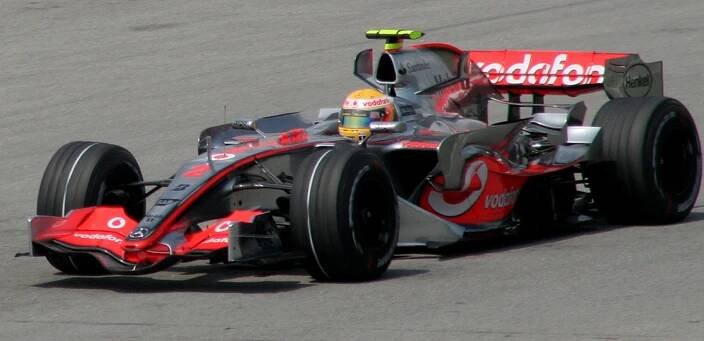 Soubor:Lewis Hamilton 2007.jpg – Wikipedie