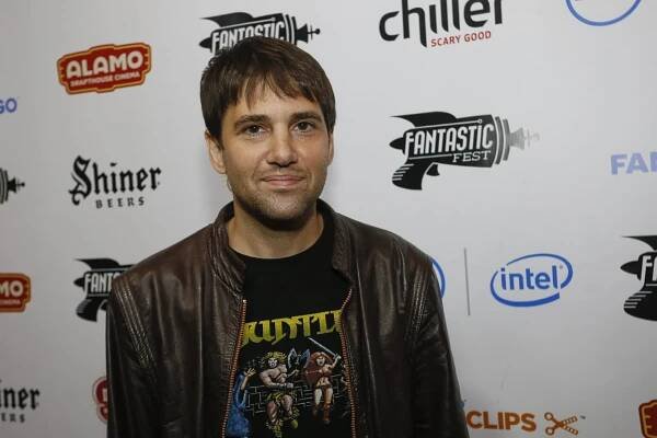David Robert Mitchell at an event for Neutečeš (2014)