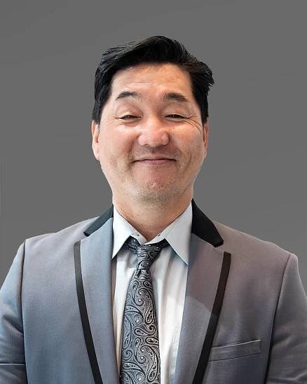 Dr. Thomas Kouo
