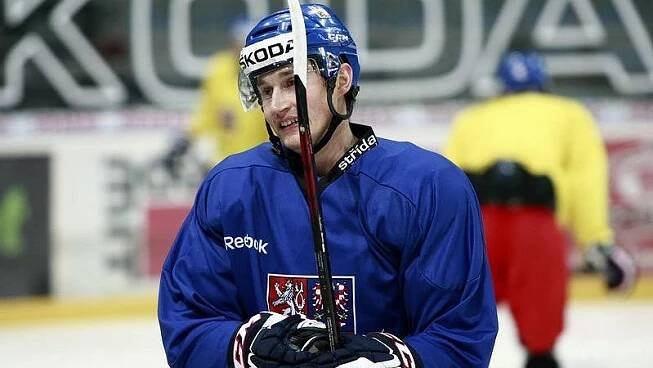 Slovan se v den svého prvního zápasu sezóny zbavil Mojžíše a láká Handzuše - Sport.cz
