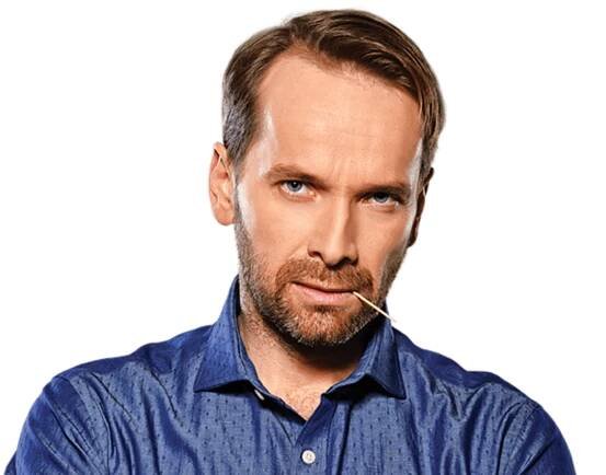 Jan Révai – kpt. Ivan Janda. Vrchní komisař z oddělení vražd. Sebejistý machr. Zkušený kriminalista, sebevědomý kovboj  a protřelý drsňák, typ „správného policajta“.