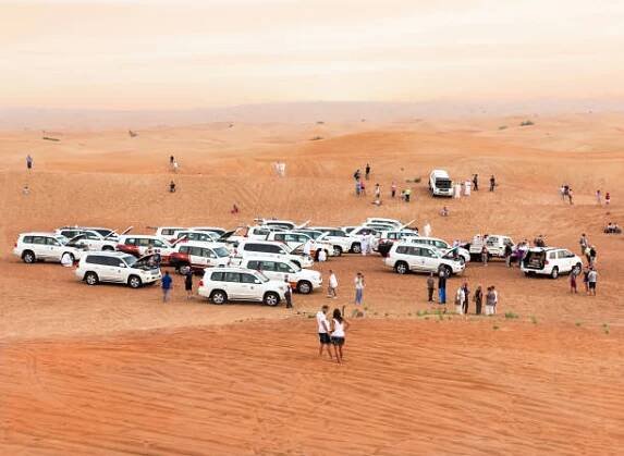pouštní safari v dubaji - deserto - stock snímky, obrázky a fotky