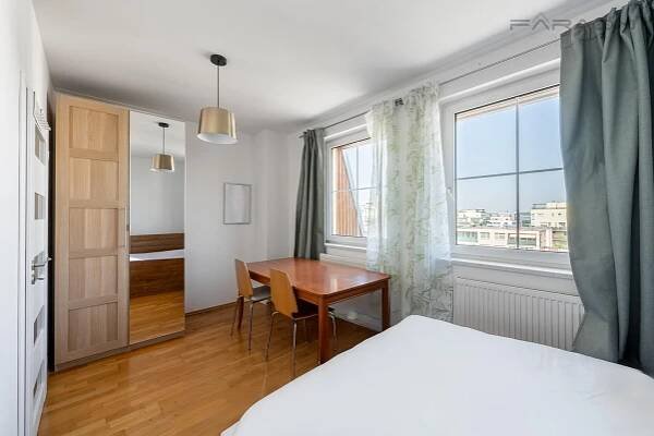 Pronájem bytu 2+kk (49,27m2), Praha 5 - Barrandov, Voskovcova - FARAON reality