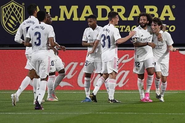 Real Madrid se výhrou v Cádizu posunul do čela španělské ligy