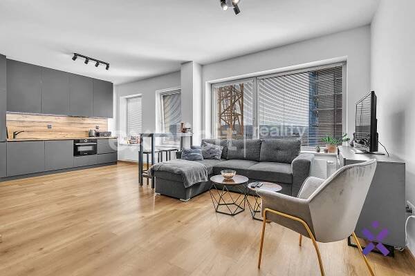 Pronájem, Byty 1+kk, 44 m2 - Zlín | Explicit Reality