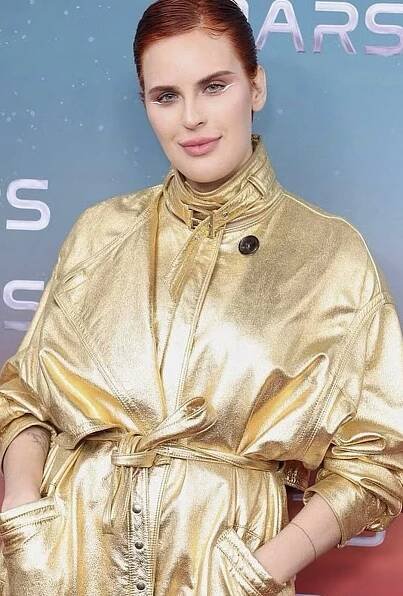 Makeup by Rob Scheppy on Tallulah Willis for
