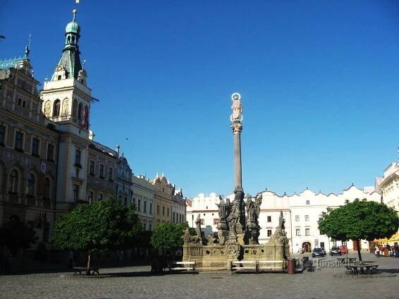 Morový sloup na Pernštýnském... - Drobné památky
