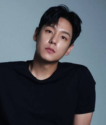 Kwak Si-Yang-P2.jpg
