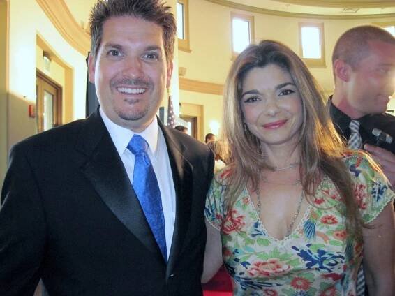 Laura San Giacomo | Who is laura san Giacomo, Measurements, Career and Net Worth - Tech Magazine