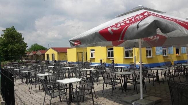 Gallery image of AUTO-AQUA-CYCLOCAMP OSTROŽSKÁ NOVÁ VES in Ostrožská Nová Ves