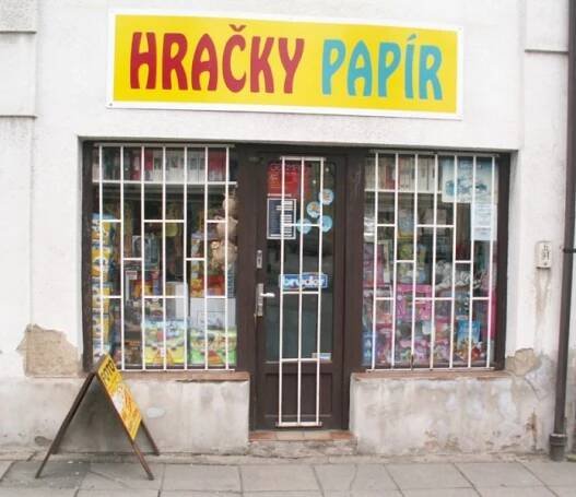 HRAČKY AMINA