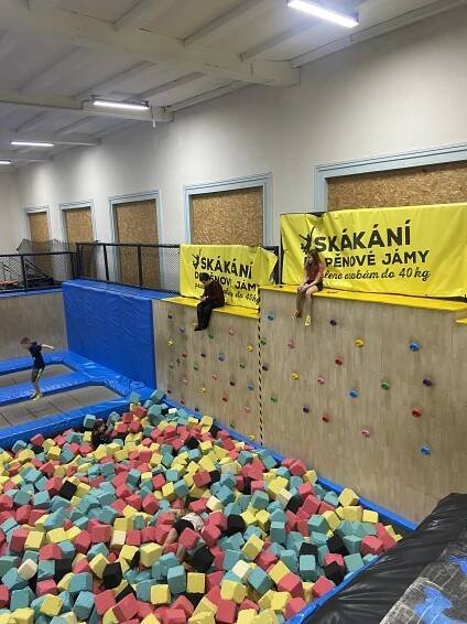 Jump arena - Základní Škola, Liberec, Švermova 403/40 příspěvková organizace