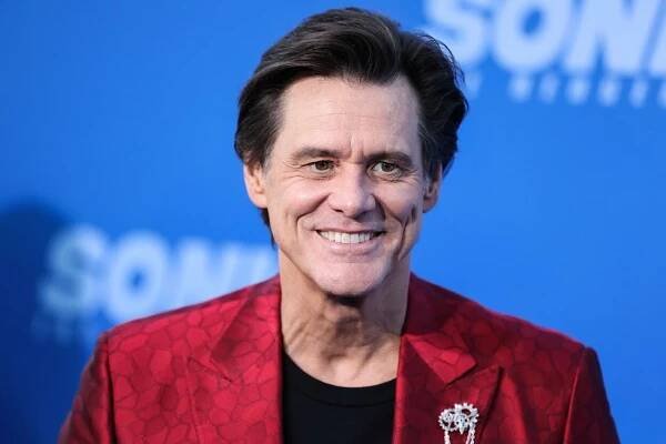 Poslední filmová premiéra Jima Carreyho? Herec si červený koberec užíval jako nikdy!