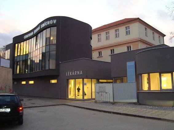 Rekonstrukce Šedivý, Prodej a míchání barvy laky Praha 8 libeň Primátorská (Zenklova)