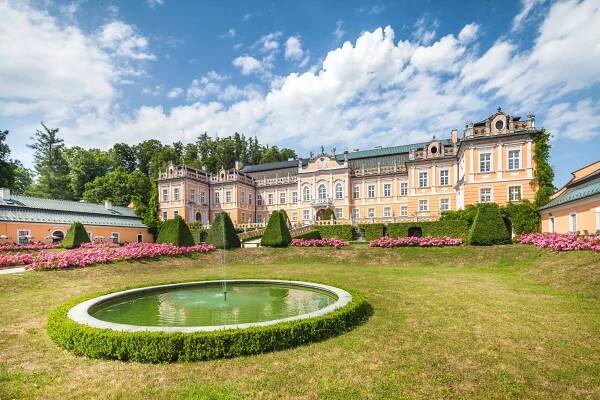 Zámek Nové Hrady - Východní-Čechy.info - oficiální turistický portál Pardubického kraje