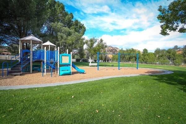 Del Valle Park – Parks & Recreation