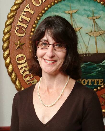 Silhouettes Profiles Robin Nigh | La Gaceta Newspaper