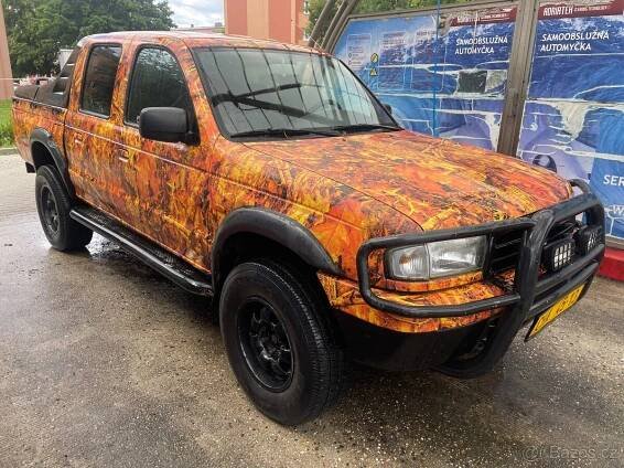 Mazda B2500