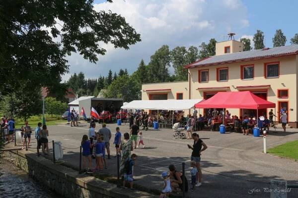 Slavnostní představení nové techniky - Oficiální stránky obce Olešnice v Orlických horách