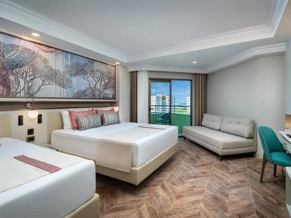 Standard Land View Room - Accommodation - Delphin Palace
