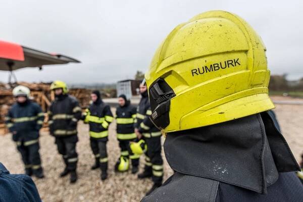 FOTO: Hasiči z Rumburka si zkusili hořící peklo