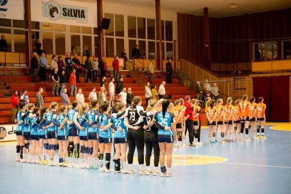 HK Slovan Duslo Šaľa-Banik Most 15.2.2020 | SLOVAN DUSLO ŠAĽA | ženský hádzanársky klub