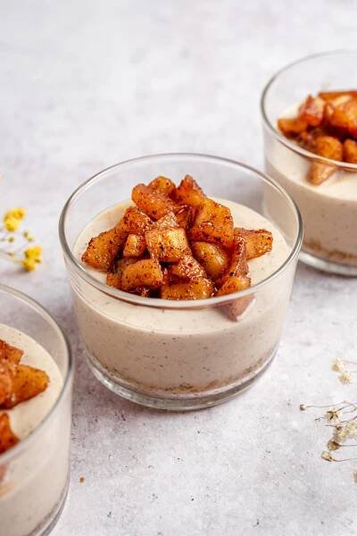 Jednoduchý nepečený jablečný cheesecake