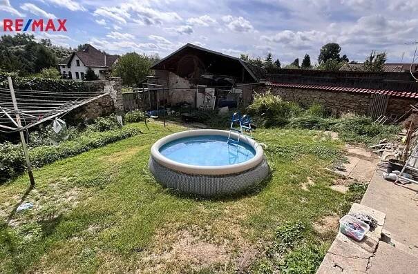 Prodej rodinného domu 3+1, garáž, sklep, pozemek 499m2, Nová Cerekev