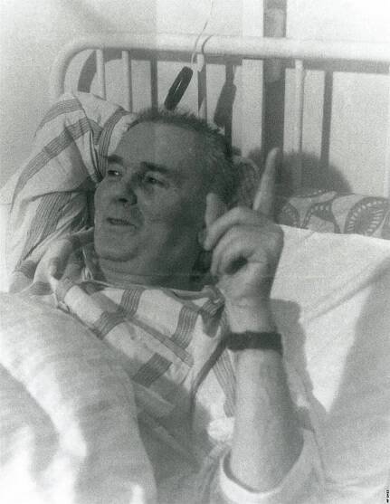 Silný básník, který sotva chodil. Mikulášek psal bouřlivě a rozervaně
