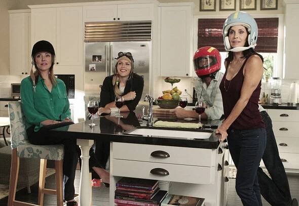 Christa Miller, Busy Philipps, Courteney Cox - Město žen - Dotek milého - Z filmu