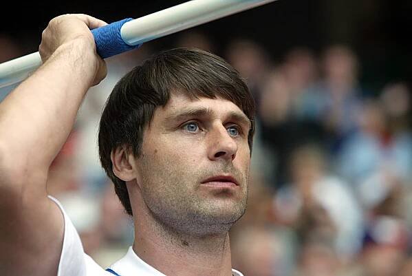 Oštěpařská legenda Jan Železný slaví 55. narozeniny! Zátopka si ujít nenechá - DUKLA
