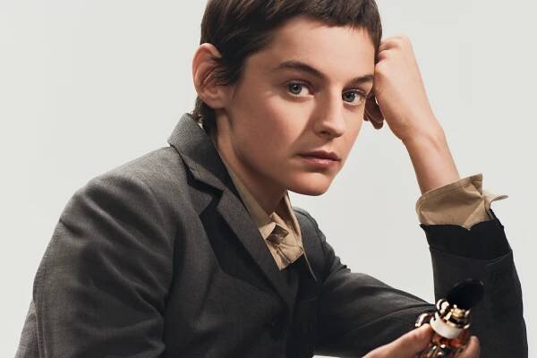 Miu Miu Beauty Returns With a Bold New Fragrance—and Emma Corrin Leading the Way