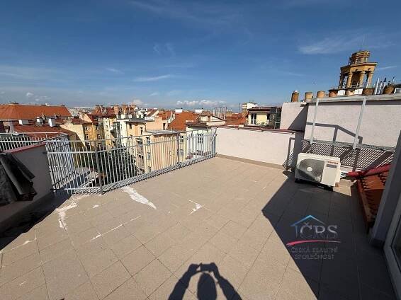 Pronájem Byt 3+kk/T, 89,13 m2, OV, cihla, Praha 3