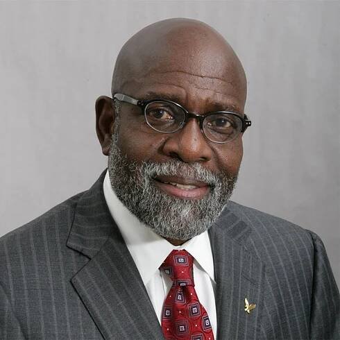 Dr. Charlie Nelms headshot