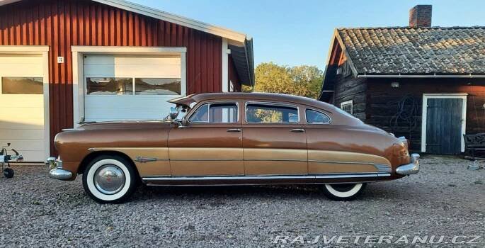 Hudson Hornet V8
