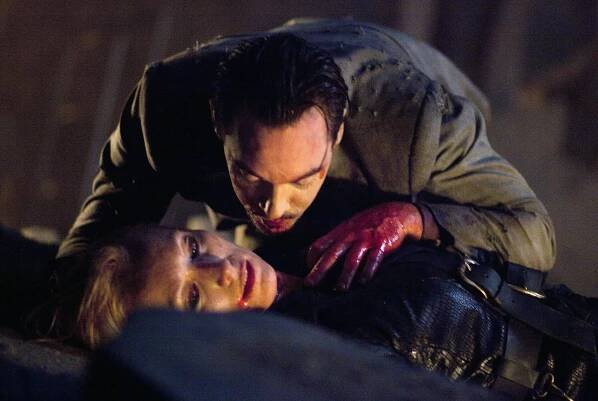 Drákula - Budiž světlo - Z filmu - Victoria Smurfit, Jonathan Rhys Meyers