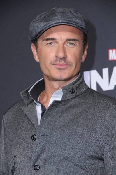 FOTO: Julian McMahon odešel v 56 letech – stránka 13
